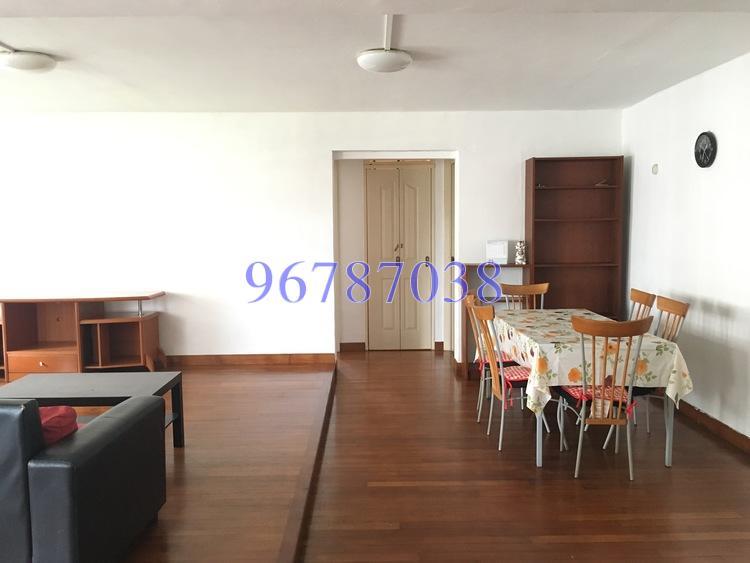 Tampines Street 42 thumbnail photo